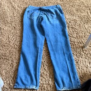 Relativity Women's Straight Leg Jeans - Light Blue